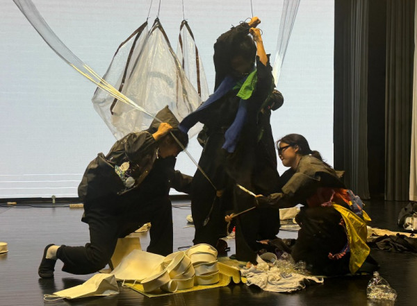 공연장면 대경대 연기예술과.jpg